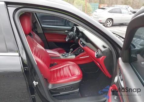 2019 Alfa Romeo Stelvio Ti Lusso Awd z USA, uszkodzony, nr VIN ZASPAKBN9K7C44280